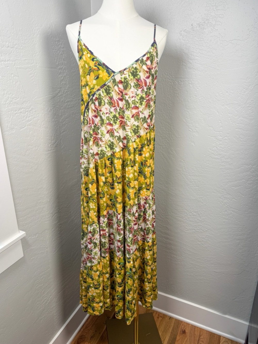 Easel Los Angeles Floral Patchwork Maxi Dress Boho Spaghetti Strap Size S